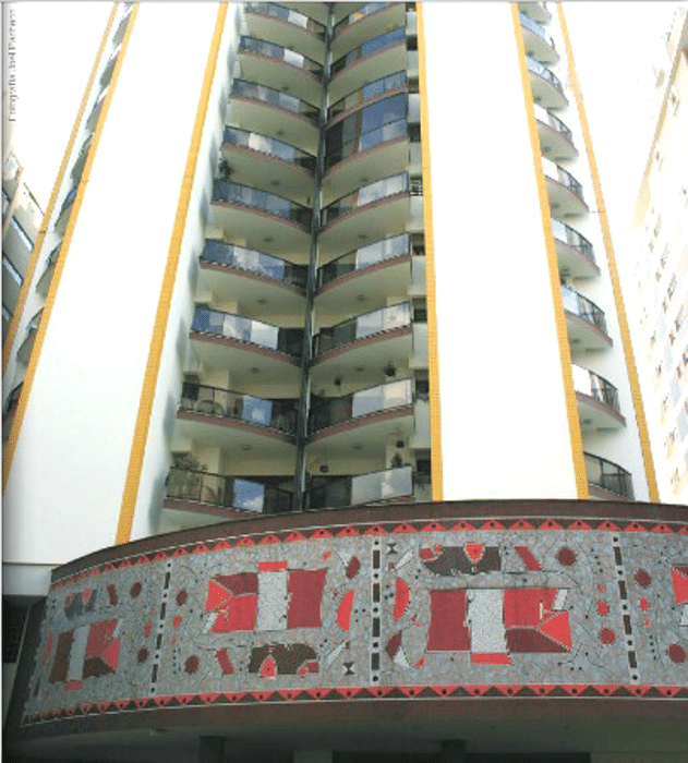 Obra intitulada “Itacoatiara” em Florianópolis (SC) (obras de artes em edificações)